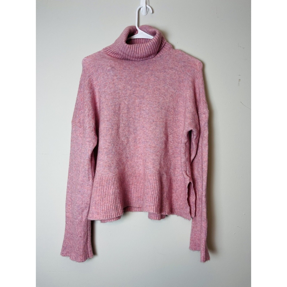 J. Crew Pink Turtleneck Sweater Ribbed Hem Split Sides‎ Pullover Size Small
